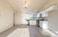 1682 GREEN PEAR DR, El Paso, TX 79928