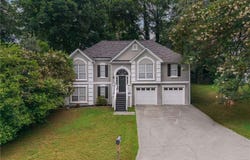 4830 Old Field Drive NE, Kennesaw, GA 30144