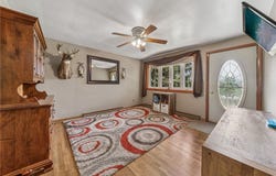 2082 Spooky Hollow Rd, Lower Burrell, PA 15068