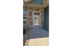 1614 Thunderbird Road, Marshall, MN 56258