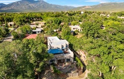 213 Lund Street, Taos, NM 87571