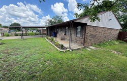 1217 Dove Hollow Drive, Tecumseh, OK 74873