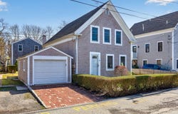 31 Conant Street, Provincetown, MA 02657