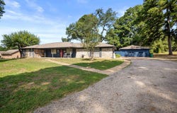 2293 Anderson CR 359, Palestine, TX 75803