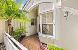 1630 Sweetbay Way, Hollywood, FL 33019