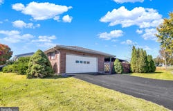 135 FAIRVIEW Drive, KUTZTOWN, PA 19530