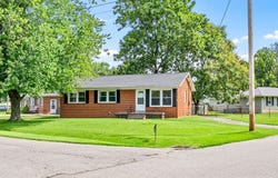 210 MERRIWOOD PARKWAY, HOPKINSVILLE, KY 42240
