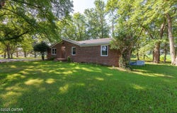 1140 Plainview Road, Henderson, TN 38340