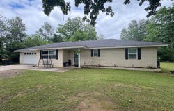 700 Highland Dr, Charleston, AR 72933
