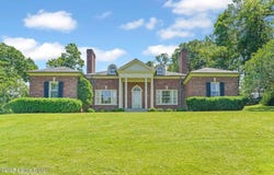 1802 Park Boundary Rd, Louisville, KY 40205
