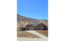 3303 Piute Hill RD, Lake Isabella, CA 93240