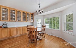 362 Whispering Pine Dr, Twin Falls, ID 83301