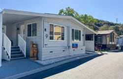 23777 Mulholland Hwy Sp 9, Calabasas, CA 91302