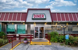 855 Hoosick Road, Brunswick, NY 12180