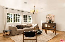 16644 Calneva Dr, Encino, CA 91436
