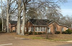 400 E adams, kosciusko, MS 39090