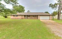 1718 County Road 1212, Tuttle, OK 73089