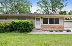 1920 Lone Oak Cir, Brookfield, WI 53045