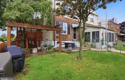 201 WILLOWBROOK AVE, FOLSOM, PA 19033