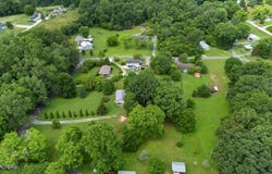 111 Hilltop Rd, LaFollette, TN 37766