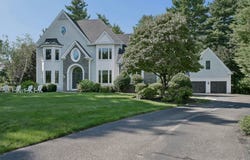 3 Wyman Ln, Hopkinton, MA 01748