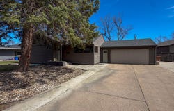 360 McClellan Dr, Huron, SD 57350
