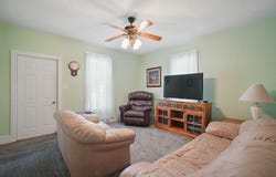 604 W 2nd Avenue, Indianola, IA 50125