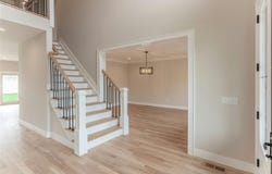 29 Vera Avenue, Plainview, NY 11803