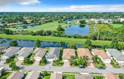 310 SW Tomoka Springs Dr, Port St. Lucie, FL 34986