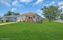 68 Barbados Drive S, Toms River, NJ 08757