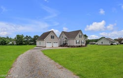 817 Tulls Creek Road, Moyock, NC 27958