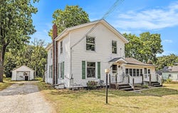 75 Parsonage Street, Saranac, MI 48881