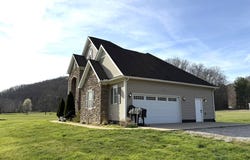 1860 Brushy Rd, Greenup, KY