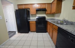 404 La Fontenay Ct, Louisville, KY 40223