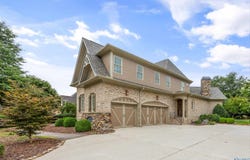 31 Mcmullen Lane, Gurley, AL 35748