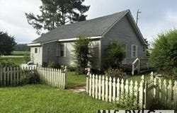 816 Quebec Rd., Harrellsville, NC 27942