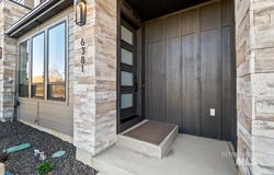 6381 N Birch Run Ln, Eagle, ID 83616
