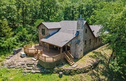 26517 Farm Road 1212, Eagle Rock, MO 65641