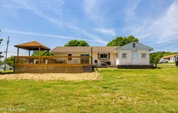 101 Hillcrest Lane, Kingston, TN 37763