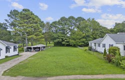 325 Hine Street S, Athens, AL 35611