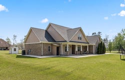 15 Canterbury, Amory, MS 38821