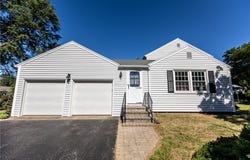 114 Seaford Drive, Irondequoit, NY 14617