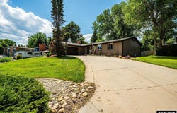 606 Kearney Avenue, Buffalo, WY 82834
