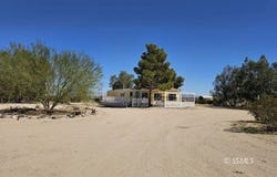 5558 Avenida Del Sol, Inyokern, CA 93527