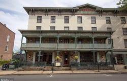 32 BRIDGE STREET, LAMBERTVILLE, NJ 08530
