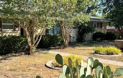 1206 Crestwood Drive, Cleburne, TX 76033