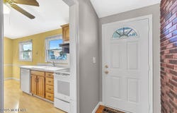 9 Bucknell Drive, Hazlet, NJ 07730