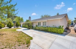 16685 Cactus Street, Hesperia, CA 92345