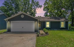 219 E Mcdonald Street, Edgerton, KS 66021