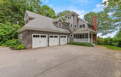 89 Schooner Ridge Road, Cumberland, ME 04110